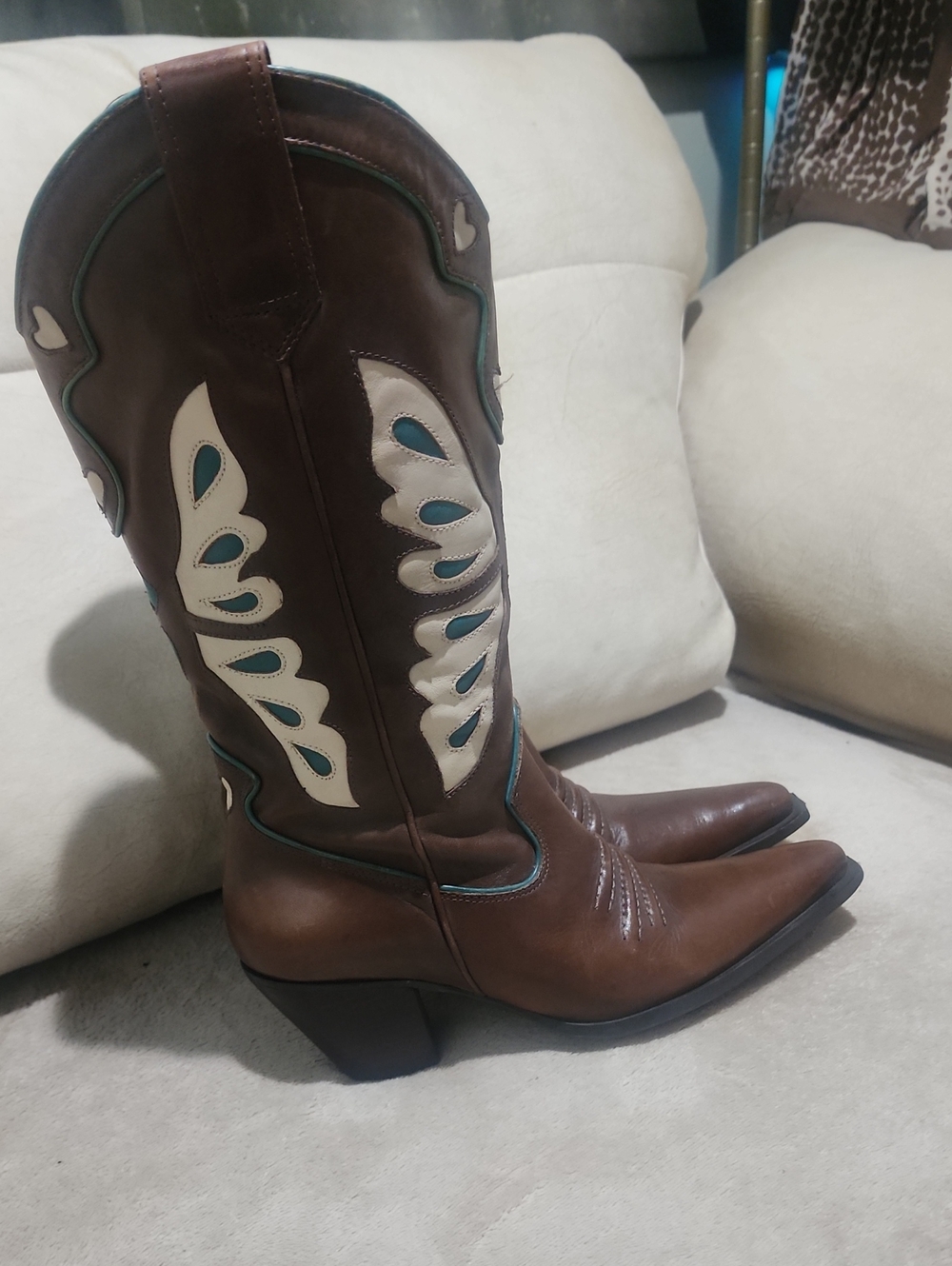 Vintage Nine West Brown Leather Butterfly Western Boots with Cream Teal Accents. - Picture 2 of 12